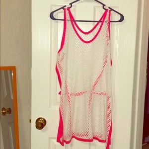 Pink/White fishnet tank